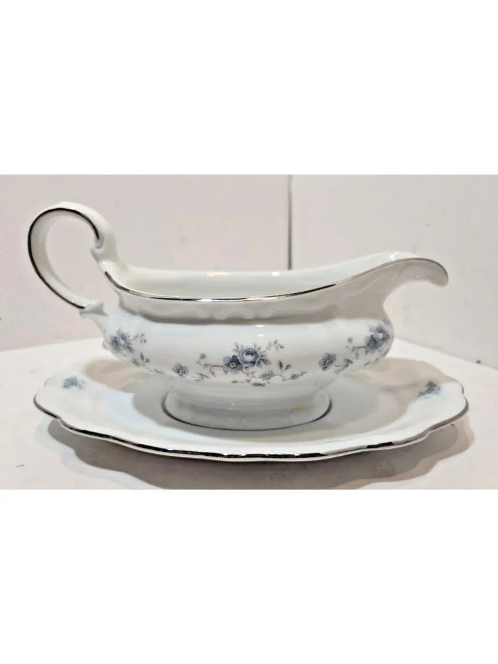 Vtg Johann Haviland Blue Garland China Bavaria Backstamp Gravy Boat w/Underplate